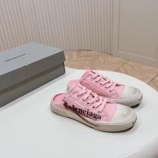 Balenciaga Slippers